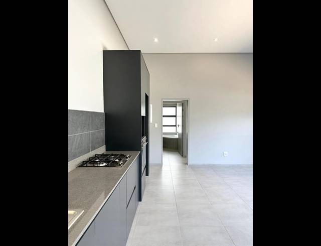 1 BEDROOM APARTMENT FOR SALE IN MENLO PARK